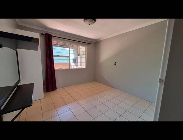 3 BEDROOM PROPERTY TO RENT IN WIERDA PARK